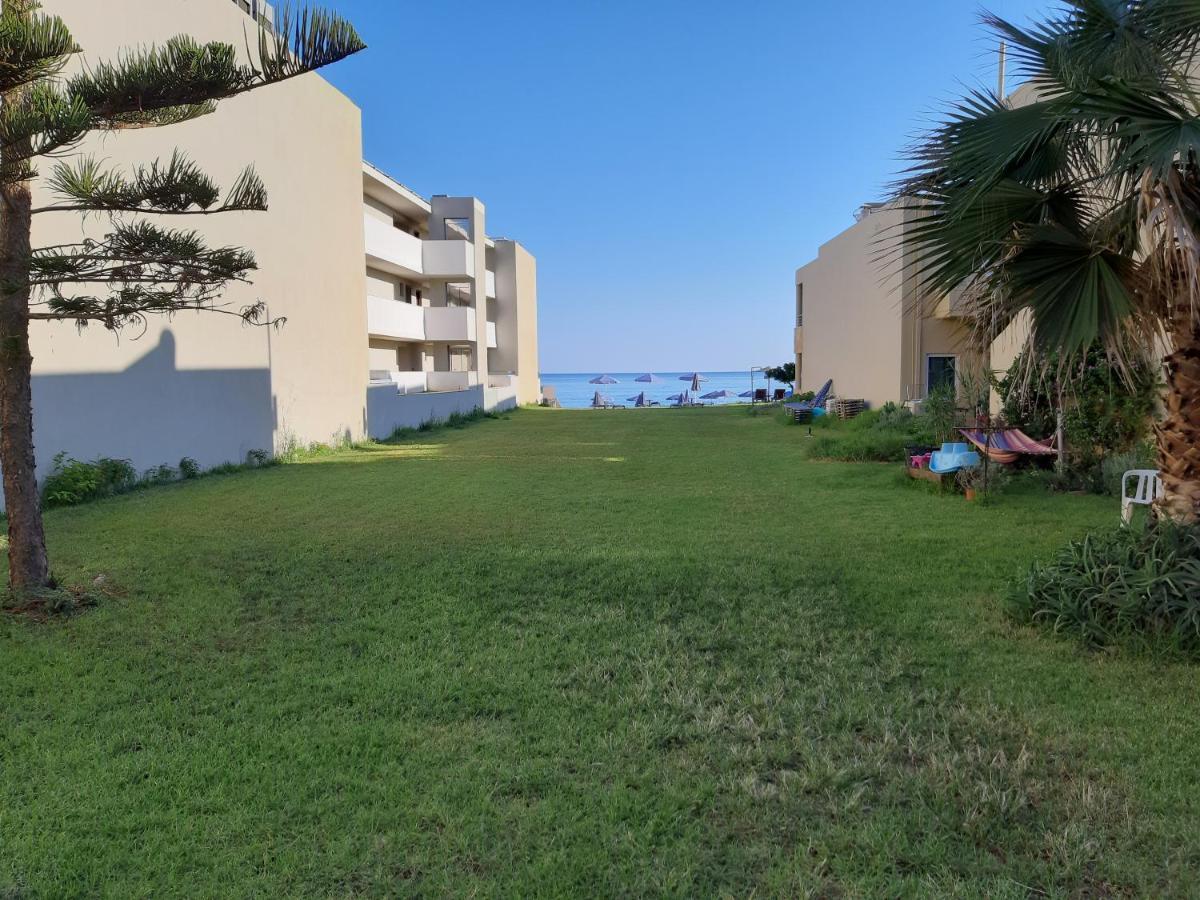 Platanias House On The Beach Eksteriør bilde